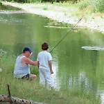 2 Pers. Avec Terrasse A - Api-1-52-1943 Montlaur (Aveyron)
