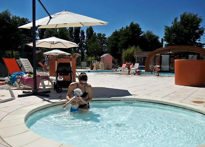 2 Pers. Avec Terrasse à - Api-1-52-1943 Camping *