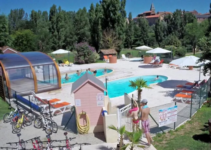 Camping 2 Pers. Avec Terrasse à - Api-1-52-1943 *