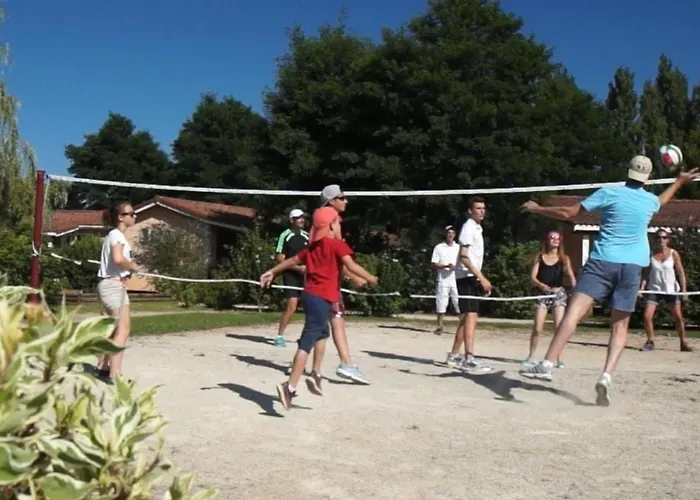 2 Pers. Avec Terrasse à - Api-1-52-1943 Montlaur (Aveyron)