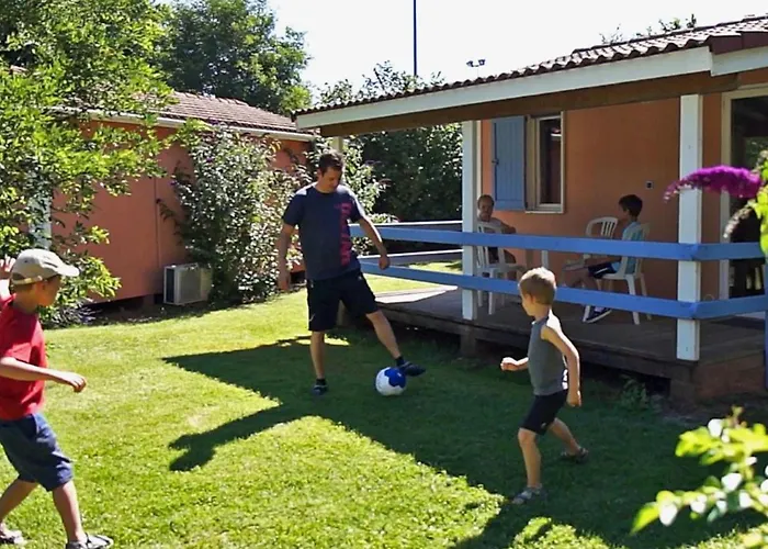 Camping 2 Pers. Avec Terrasse à - Api-1-52-1943