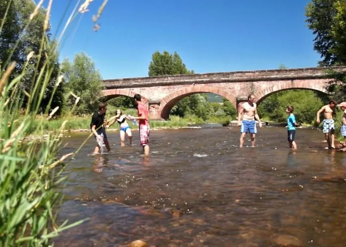 2 Pers. Avec Terrasse à - Api-1-52-1943 Camping Montlaur (Aveyron)