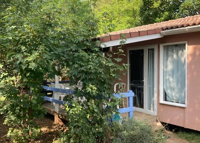 Camping 2 Pers. Avec Terrasse à - Api-1-52-1943 *